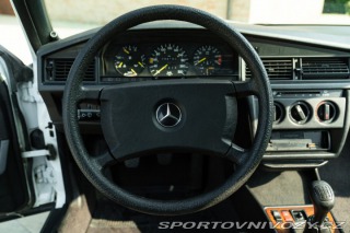 Mercedes-Benz E 190 E 1987
