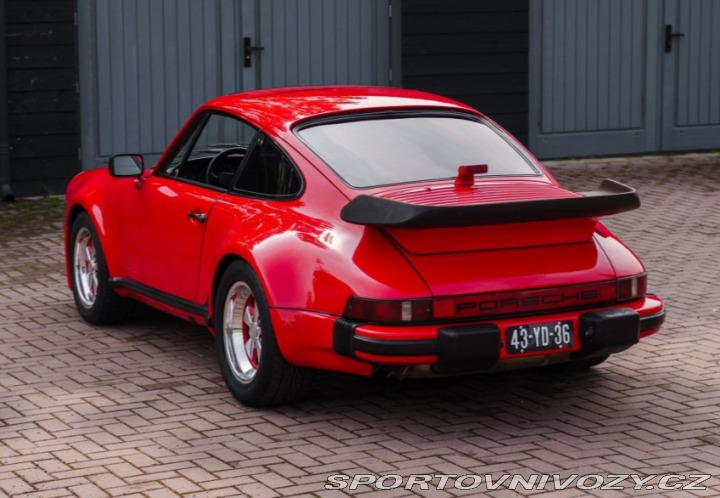 Porsche 911 1977