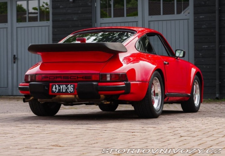 Porsche 911 1977