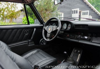 Porsche 911  1977