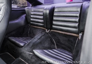 Porsche 911  1977