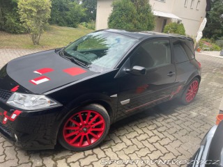 Renault Mégane RS design R26R 2.0T 2006