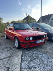 BMW 3 E30 318is