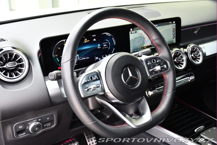 Mercedes-Benz Ostatní modely GLB 250 AMG 4M ZÁRUKA PANORAM 2023