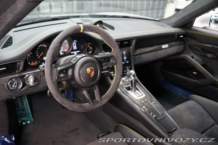 Porsche 911 GT2 RS Weissach Exclusive 2018
