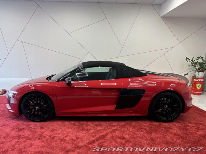 Audi R8 Spyder AUDI SPORT 1/999ks 2018