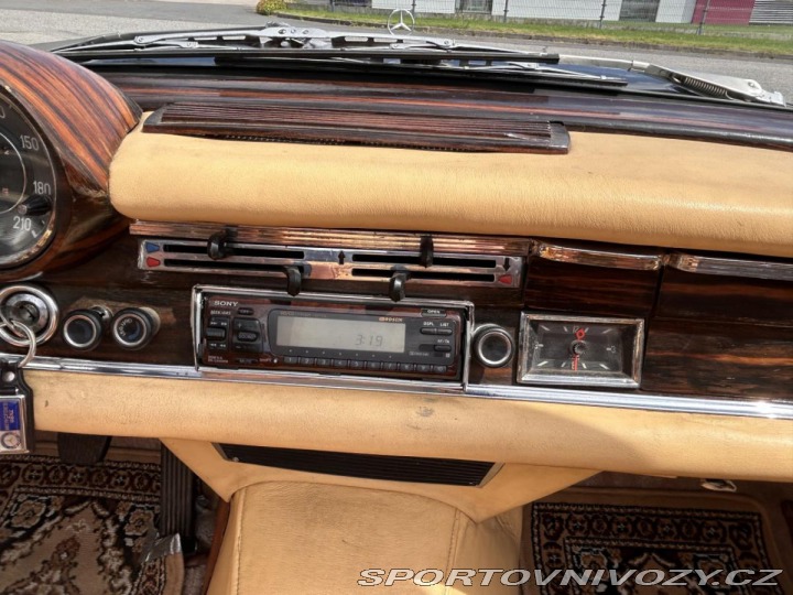Mercedes-Benz Ostatní modely 220 SE / W111 1963