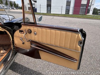Mercedes-Benz Ostatní modely 220 SE / W111 1963