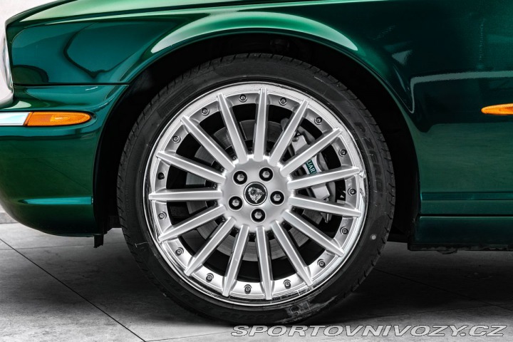 Jaguar XJ R-Performance, PDC 2003