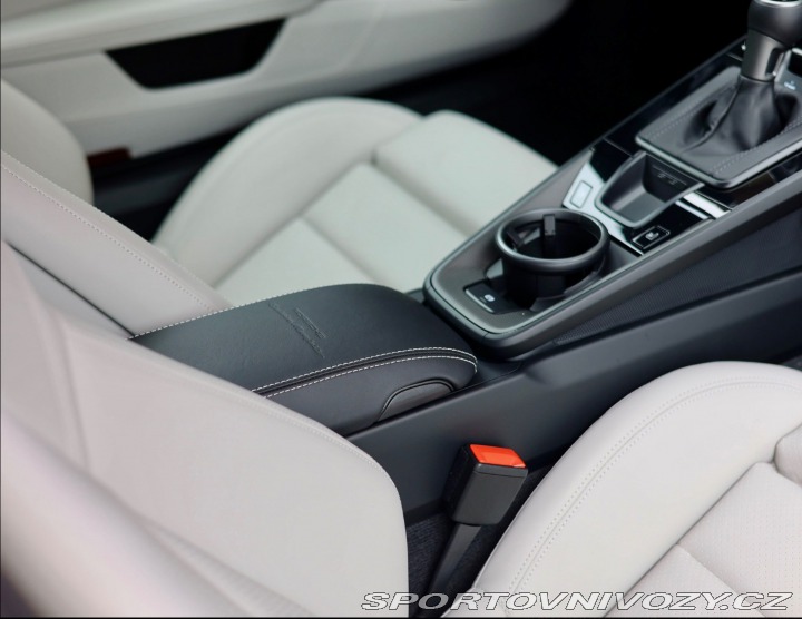 Porsche 911 992 GT3 Touring*2023*Man 2023