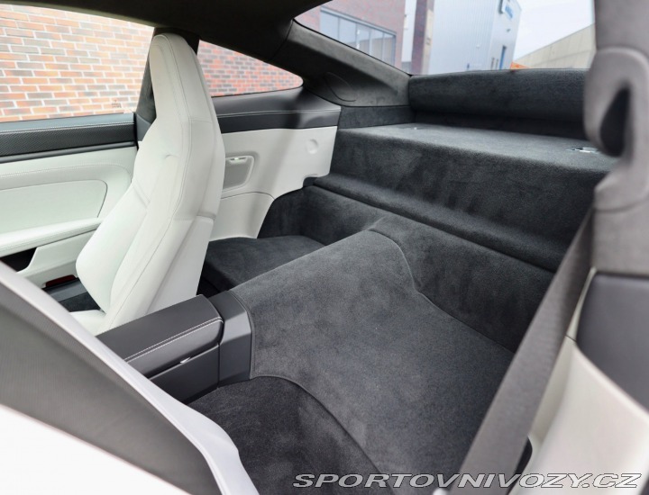 Porsche 911 992 GT3 Touring*2023*Man 2023