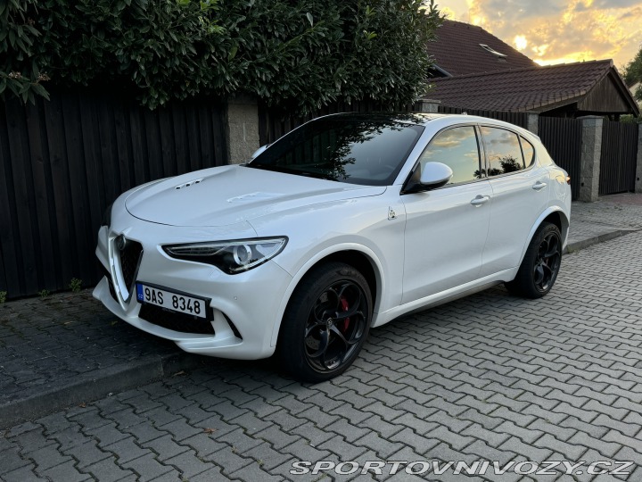 Alfa Romeo Stelvio Quadrifoglio 2019