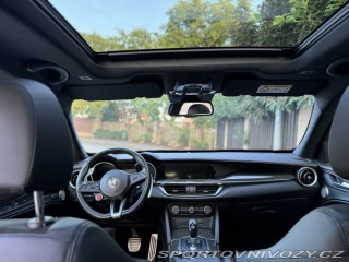 Alfa Romeo Stelvio Quadrifoglio 2019