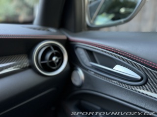 Alfa Romeo Stelvio Quadrifoglio 2019
