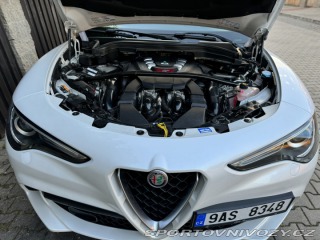 Alfa Romeo Stelvio Quadrifoglio 2019