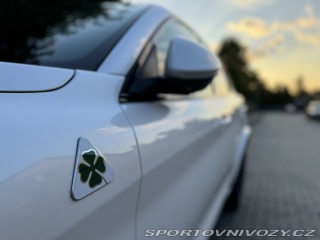 Alfa Romeo Stelvio Quadrifoglio 2019