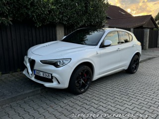 Alfa Romeo Stelvio Quadrifoglio 2019