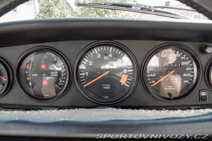 Porsche 911 CARRERA KABRIO 3.2 G50 SK 1987
