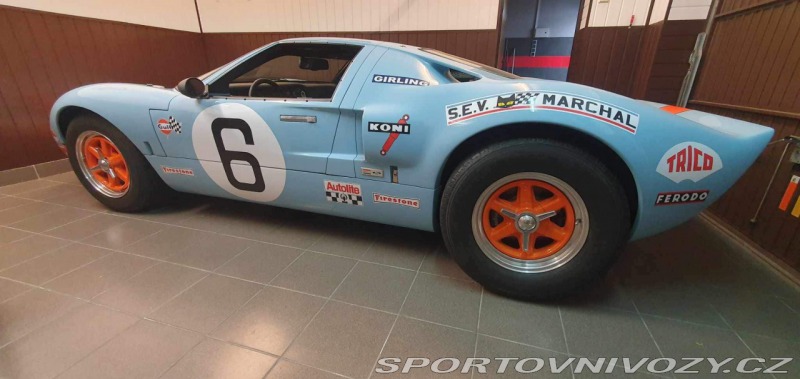 Ford GT GT40