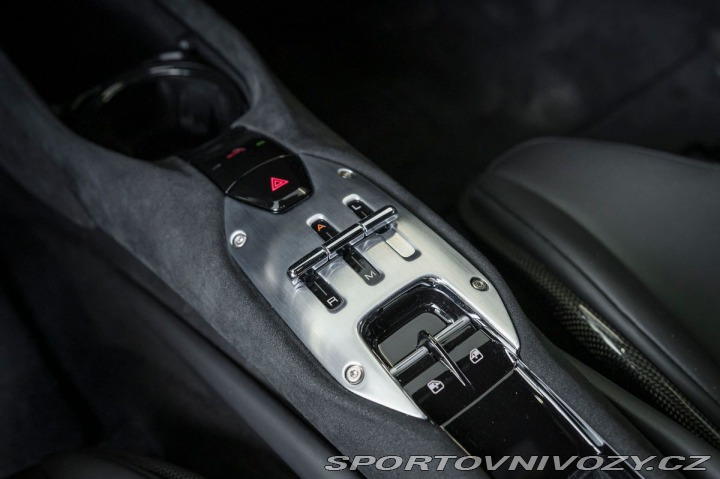 Ferrari 296 GTB Carplay/Lift/Carbon/R 1800