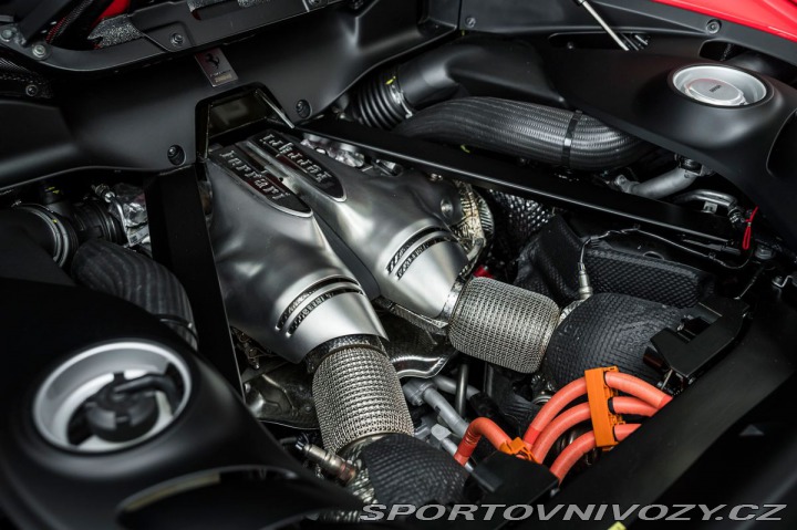 Ferrari 296 GTB Carplay/Lift/Carbon/R 1800