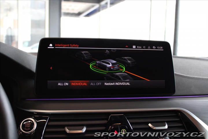 BMW 5 530d Touring xDrive Luxur 2022