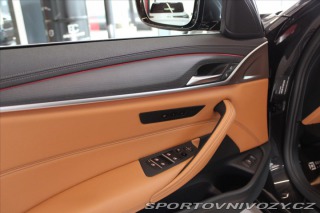 BMW 5 530d Touring xDrive Luxur 2022