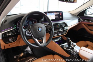 BMW 5 530d Touring xDrive Luxur 2022