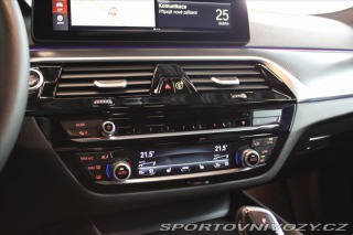 BMW 5 530d Touring xDrive M Spo 2023