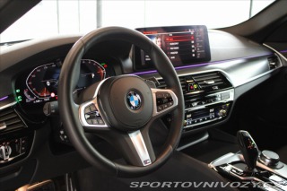 BMW 5 530d Touring xDrive M Spo 2023