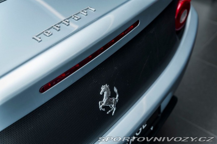 Ferrari 360 Spider / MANUÁL 1800