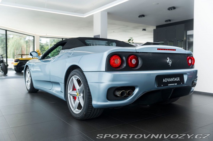 Ferrari 360 Spider / MANUÁL 1800