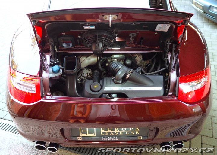 Porsche 911 CARRERA S COUPE CARMONA 2005