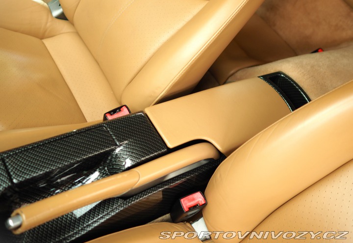 Porsche 911 CARRERA S COUPE CARMONA 2005