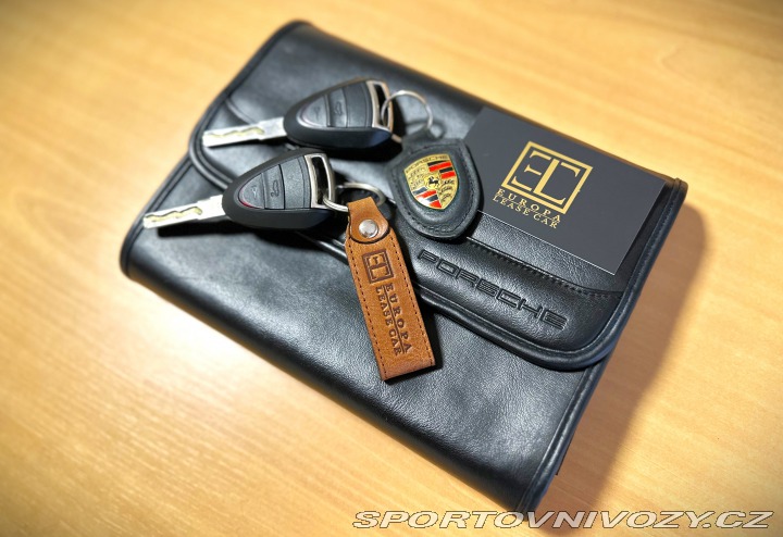 Porsche 911 CARRERA S COUPE CARMONA 2005