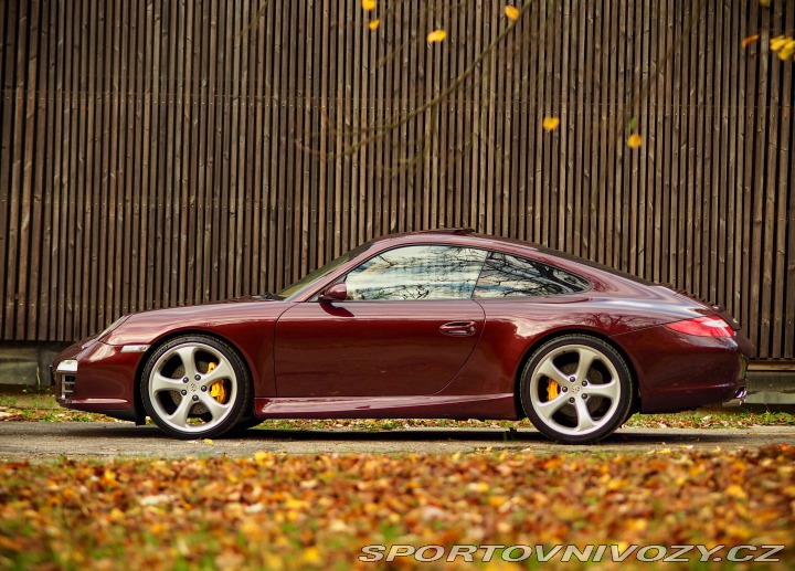 Porsche 911 CARRERA S COUPE CARMONA 2005