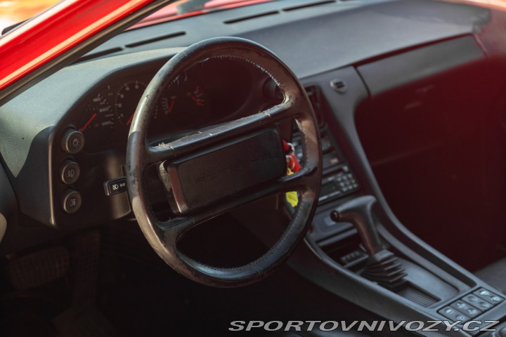 Porsche 928 S 1984