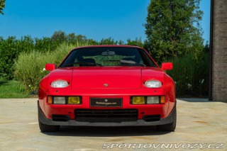 Porsche 928 S 1984