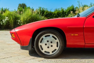 Porsche 928 S 1984