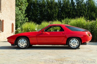 Porsche 928 S 1984