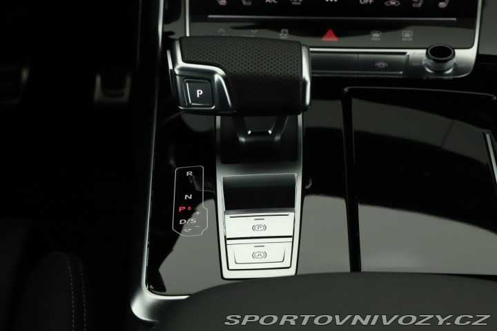 Audi RS Q8 TFSI 2023