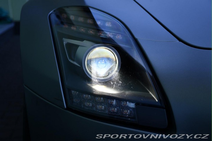 Mercedes-Benz SLS AMG 6.2 V8 REZERVACE 2010
