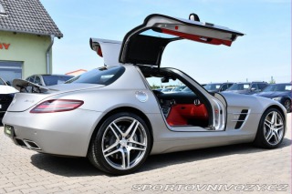 Mercedes-Benz SLS AMG 6.2 V8 REZERVACE 2010