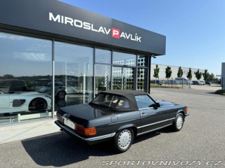 Mercedes-Benz SL W107 SL300 1989