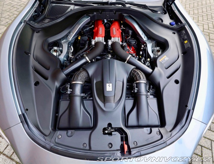 Ferrari Roma 3.9 T V8 DCT*Kamera*PDC* 2021