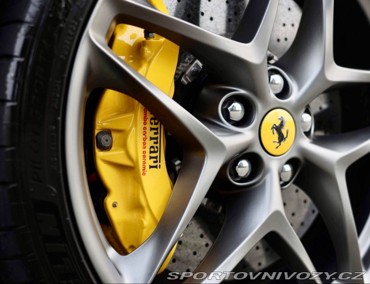Ferrari Roma 3.9 T V8 DCT*Kamera*PDC* 2021