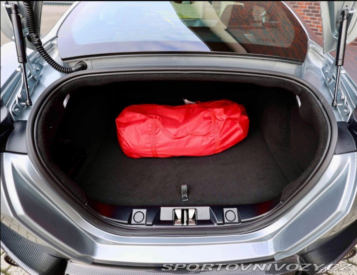 Ferrari Roma 3.9 T V8 DCT*Kamera*PDC* 2021