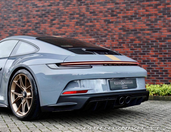 Porsche 911 GT3 Touring *Arctic šedá 2023
