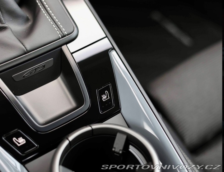 Porsche 911 GT3 Touring *Arctic šedá 2023