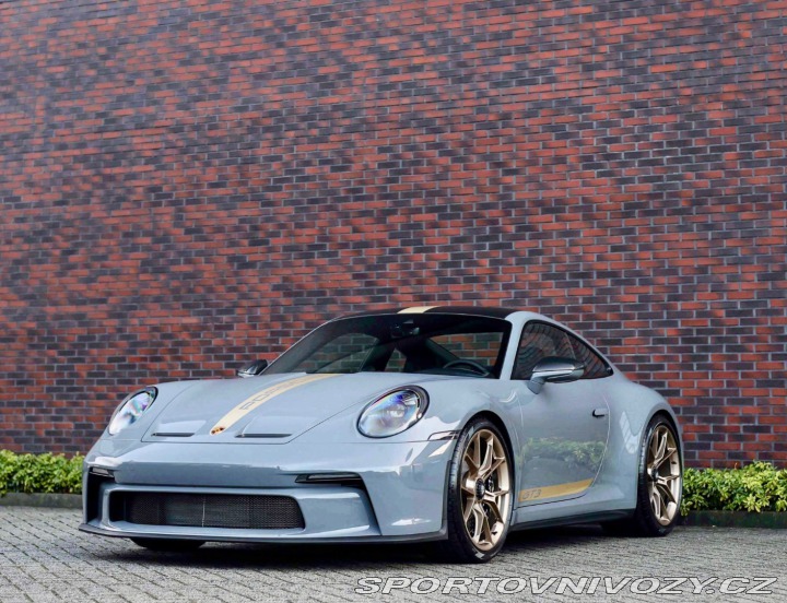 Porsche 911 GT3 Touring *Arctic šedá 2023